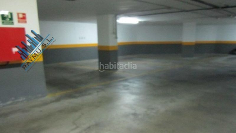 Foto 597bcffe-8f2c-4ba0-a417-4921af8b93d9. Aparcament cotxe a El Bercial Getafe