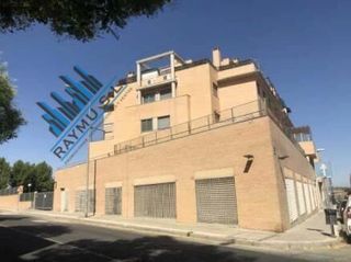 Local Comercial  Avenida españa. Local comercial de gran superficie en valdemoro madrid
