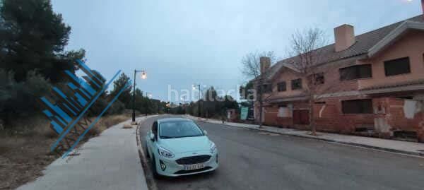 Foto f1f67b61-05dd-4bdd-8ffb-42bae257ef3d. Edifici a Zona Nord Alcoi
