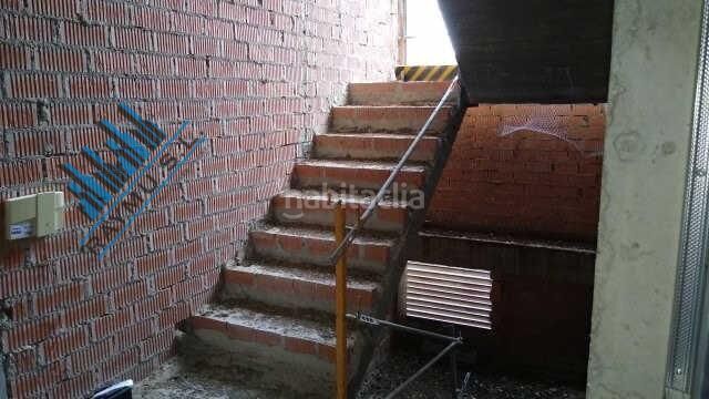 Foto f88a1c8e-318d-49c2-995a-b017d6833eb7. Edificio in Cadrete