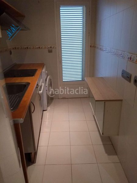 Foto aedb44da-ded1-4231-afab-6df434a78f40. Edifici a Velilla de San Antonio
