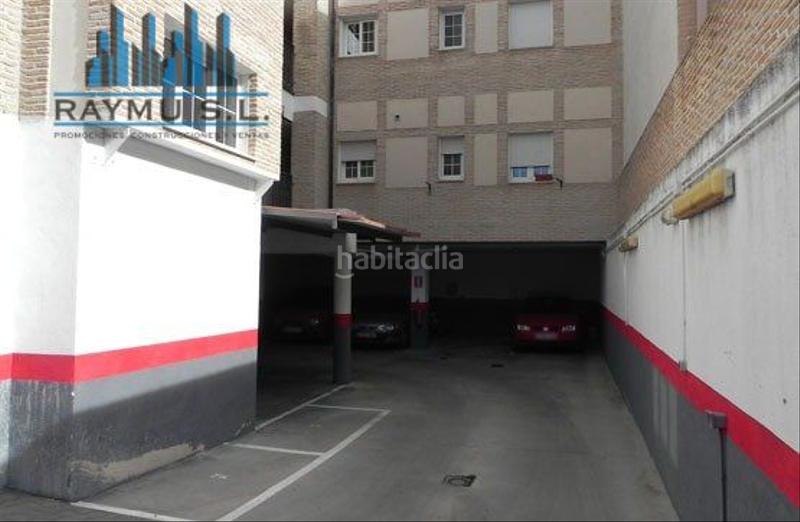 Foto 2b0a6cb9-de98-4e90-a822-449cc0c27b56. Parking coche raymu vende en Álamo (El)