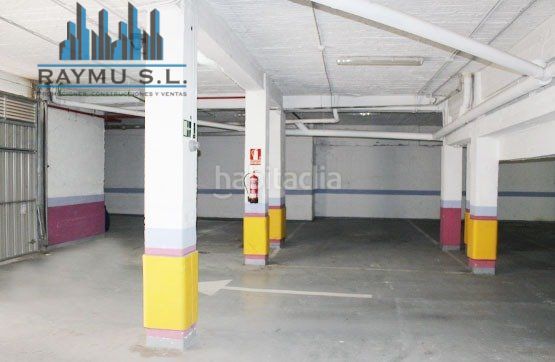 Foto a6d72be8-802c-4f05-b868-9a82682a0b95. Aparcament cotxe a Ciudad Universitaria Madrid