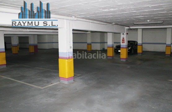 Foto ca863247-64e0-4981-b320-55ca5b6f2051. Aparcament cotxe a Ciudad Universitaria Madrid