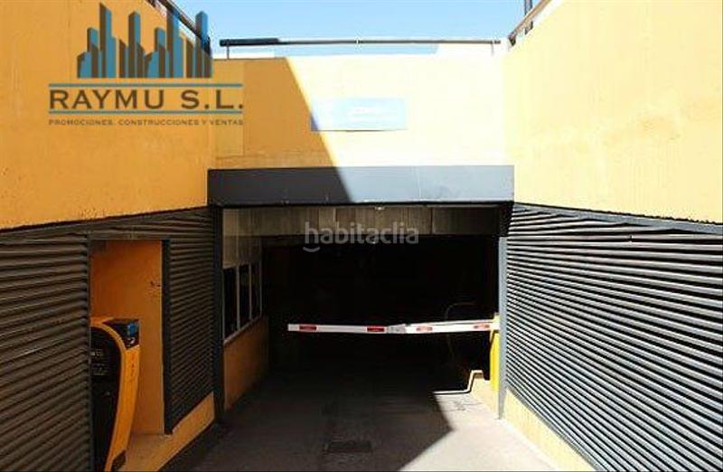 Foto dab474d0-d18a-46ea-b881-0277a418f512. Autoparkplatz in Europolis Rozas de Madrid (Las)