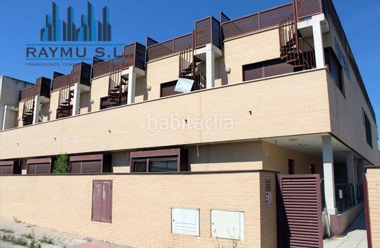 Foto 80587a1e-343c-491a-9cad-2bd0c28b7053. Posto auto in Rejas Madrid