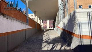 Parking coche  Calle antonio tapies. Raymu vende