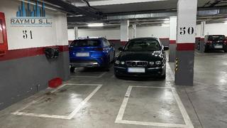 Parking coche  Calle antonio tapies. Raymu vende