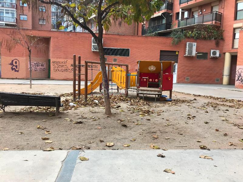 Foto c8ba63c1-8255-4eb9-bd8a-d7697950ca87. Business premise with heating in Pardinyes Lleida