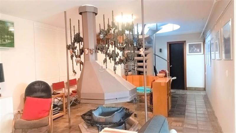 Foto 194335eb-479e-410a-a376-5a5dc5db33a2. Chalet mit heizung parking in Ciutat Jardí Lleida