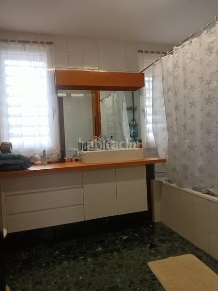 Foto e0b803f4-7e53-49d1-9ad6-42a2eb4213d8. Chalet mit heizung parking in Ciutat Jardí Lleida