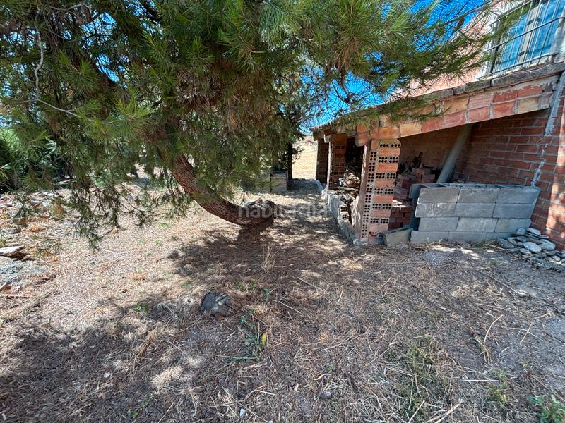 Foto e44f2f8e-7be9-4131-807c-d6280e701f46. Chalet con camino parcheggio in Partides Rurals Lleida