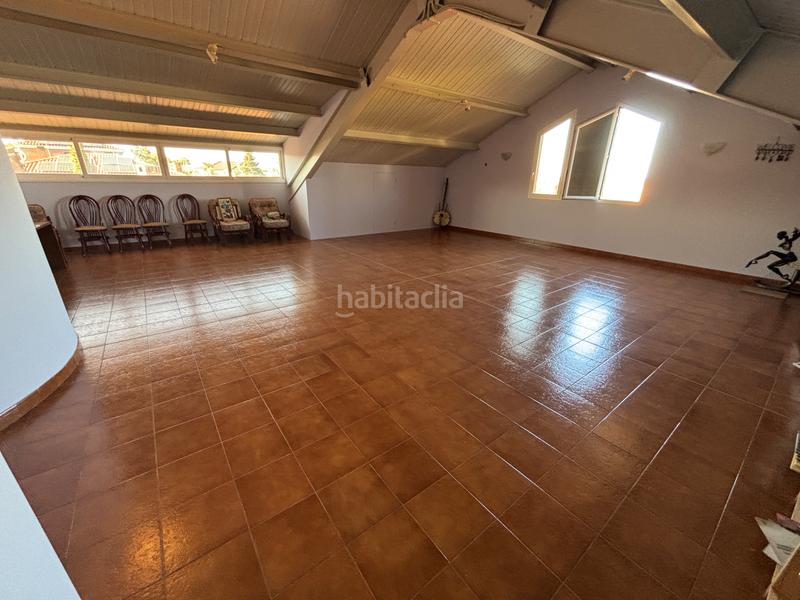 Foto fb43119a-0a10-4e65-8cd8-92ebdca37da1. Chalet con riscaldamento parcheggio in Ciutat Jardí Lleida