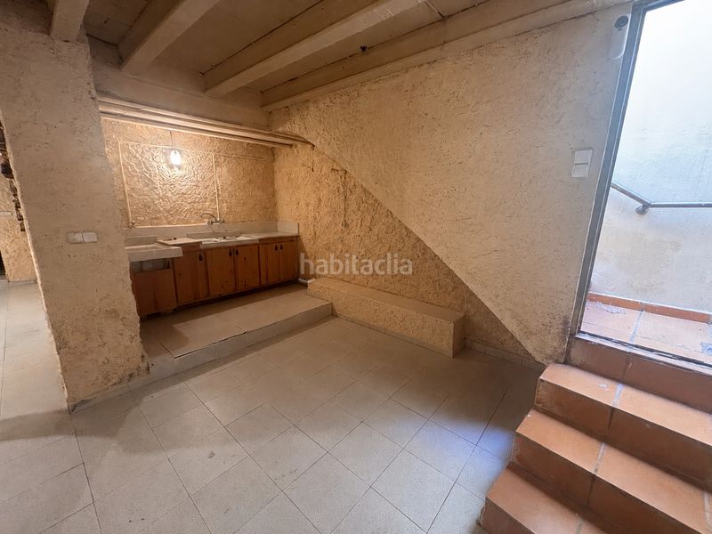Foto af970aee-0925-4502-a8e8-e52426b18137. Casa con camino riscaldamento parcheggio in Alcoletge