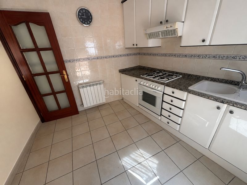 Foto f153973d-a710-40ac-ac16-381744cf531a. Casa con camino riscaldamento parcheggio in Alcoletge