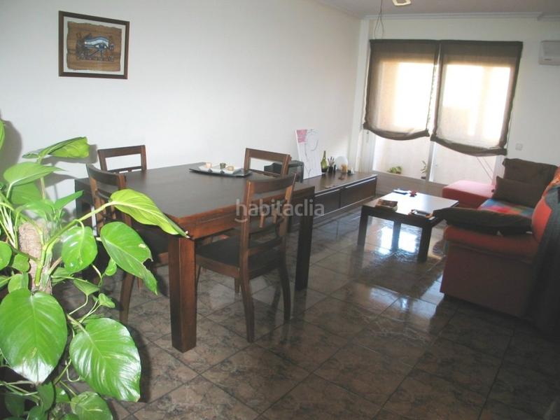 Foto 01a8def9-53d5-42c1-9d26-f56f0dc62072. Piso  en avd dolores ibarruri en Zona Norte - Hospital - Urbanizaciones Plasencia