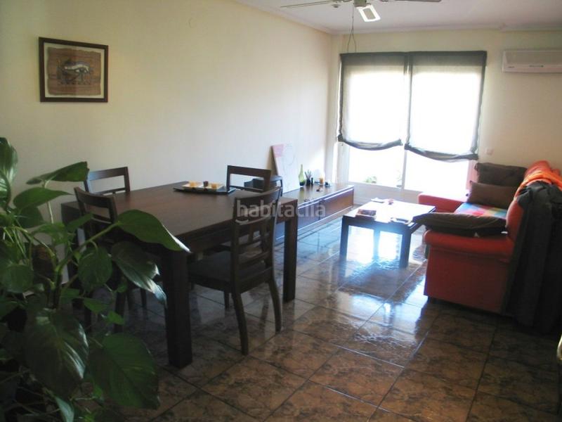 Foto 241f6f69-03e3-44b5-81e9-212c6b970c20. Piso  en avd dolores ibarruri en Zona Norte - Hospital - Urbanizaciones Plasencia