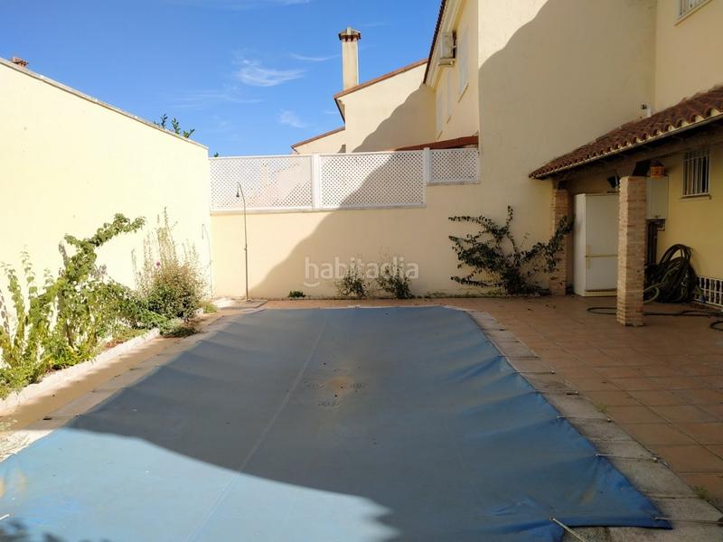Foto 3fbd5b06-29d9-4db3-a01a-c7f19a4caf7d. Casa a schiera con riscaldamento parcheggio piscina in Plasencia