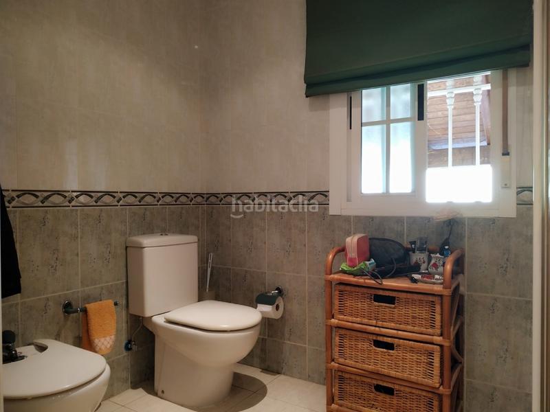 Foto b03ec36e-8da7-4c5a-84de-5c507636642c. Casa a schiera con riscaldamento parcheggio piscina in Plasencia