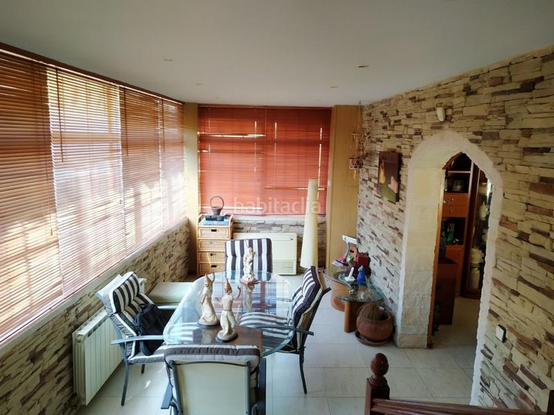 Foto c577a745-e1a5-4cde-a955-2cea2fbce100. Casa a schiera con riscaldamento parcheggio piscina in Plasencia