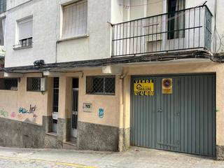Local commercial à Centro Ciudad. Local en calle engracia de monroy