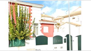 Maison jumelée à Zona Norte - Hospital - Urbanizaciones. Casa o chalet en venta en calle esparraguera sn