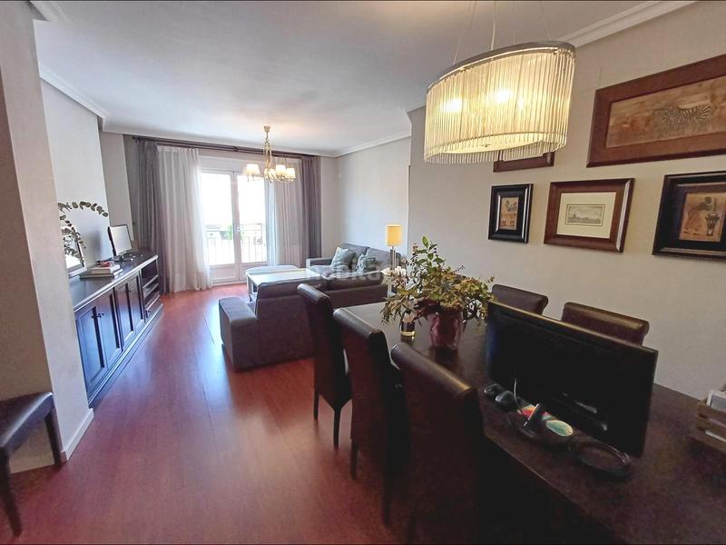 Foto 8189c7e3-28a4-40d9-9229-3574e9e5d57b. Etagenwohnung mit heizung in Centro Ciudad Plasencia