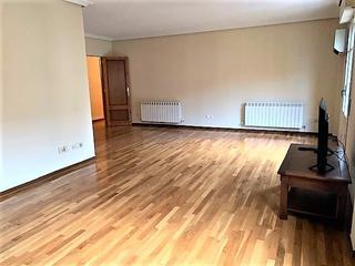 Appartement  Avenida alfonso viii. Piso en avenida alfonso viii