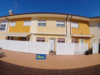 Casa adossada  Jara. Zona privilegiada... ciudad jardín.  esta es tu nueva casa !