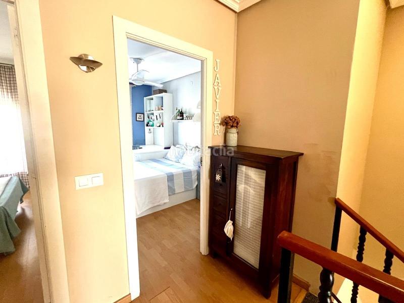 Foto 35d78c7a-07dd-455c-beca-320e81c68e12. Reihenhaus mit heizung parking in Los Pinos - El Pilar Plasencia