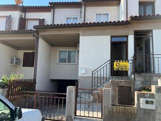 Casa adossada  Carretera plasencia. Preciosa casa adosada en carcaboso