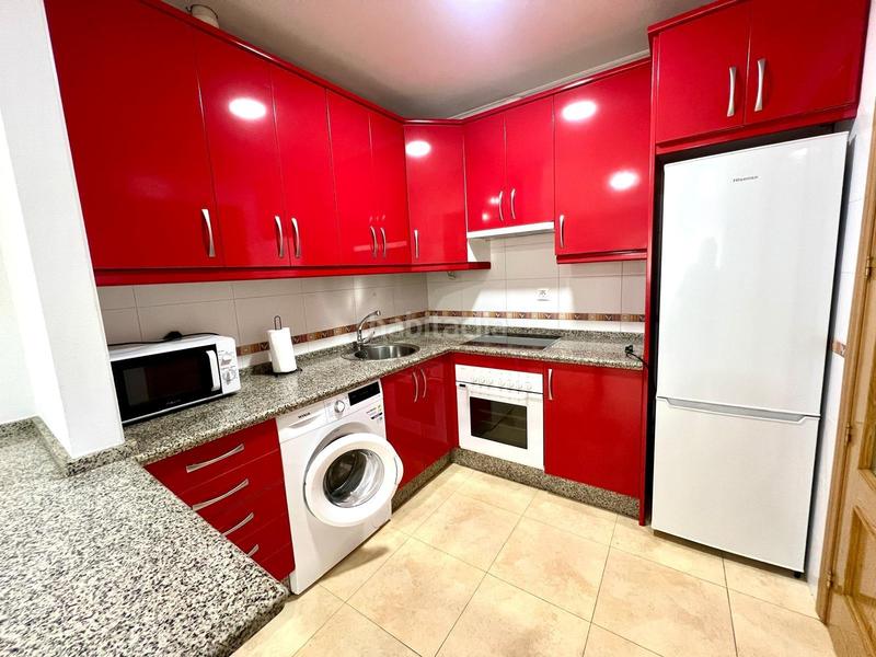 Foto b6a77c61-5c78-4492-8b42-c3b8f2c74868. Pis amb calefacció aparcament a Miralvalle - Av. Virgen del Puerto - La Data Plasencia