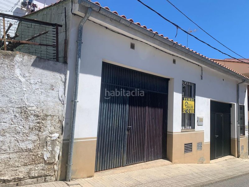 Foto 114792aa-b6a2-431a-9b61-76b9b5eb0425. Edificio in Malpartida de Plasencia