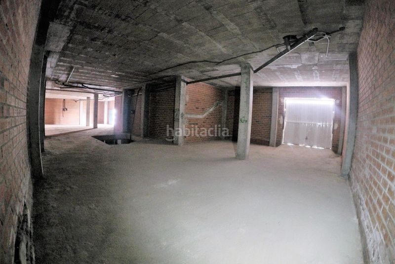 Foto 9222015d-da0c-4177-868b-880c13cbca2f. Local comercial a Los Pinos - El Pilar Plasencia