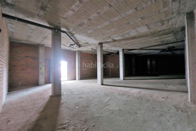 Foto 98d57dcb-85d0-4af2-be08-042093a6056b. Local comercial a Los Pinos - El Pilar Plasencia