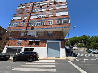 Local Comercial a Calle MANUEL REVILLA CASTAN