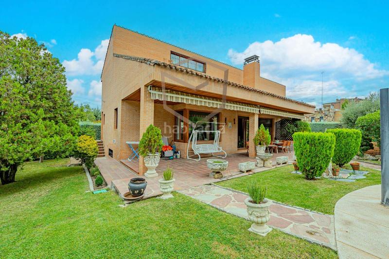 Foto d6bb04f0-0fd4-4950-b2dd-e0fb0b28c800. Chalet en El Bosque Villaviciosa de Odón