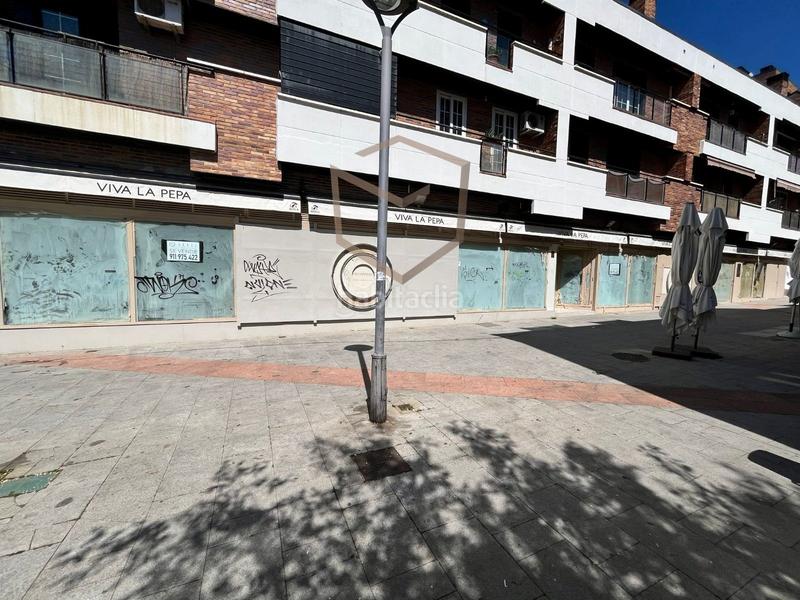 Foto a10499cc-0dd6-4d53-8388-2350babba3e6. Local comercial a batalla de bailén 17 a Villalba Estación Collado Villalba