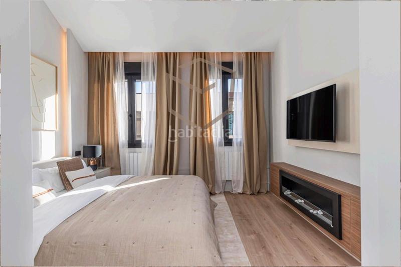 Foto d7dda59d-818e-4905-8460-7ef50cdfa39e. Ático en Cortes-Huertas Madrid