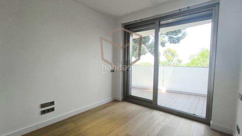 Foto 3197ce98-f2ca-4d11-b1f9-f37d6a0a2b2a. Rent penthouse with heating parking pool in Somosaguas Pozuelo de Alarcón