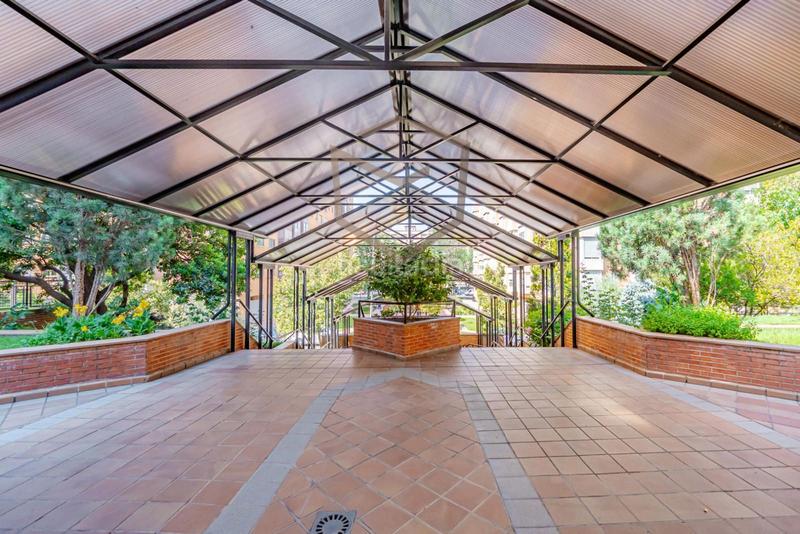 Foto 0add5ceb-c744-4144-9d18-a4272fe621ce. Etagenwohnung mit heizung parking pool in Casa de Campo Madrid