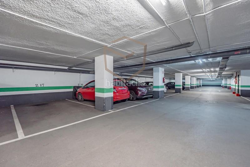 Foto 53a74629-84b3-49b5-bfbc-4c8f7ec099db. Etagenwohnung mit heizung parking pool in Casa de Campo Madrid
