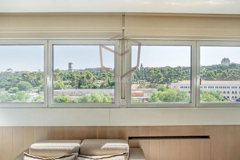 Foto 63de0446-7233-4340-ab59-239f89dfd02a. Etagenwohnung mit heizung parking pool in Casa de Campo Madrid