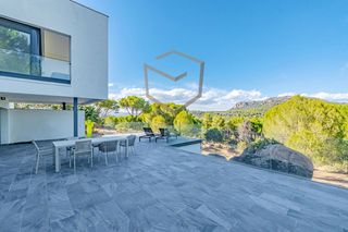 Xalet en San Mart�n de Valdeiglesias. Chalet independiente en venta en san martin de valdeiglesias