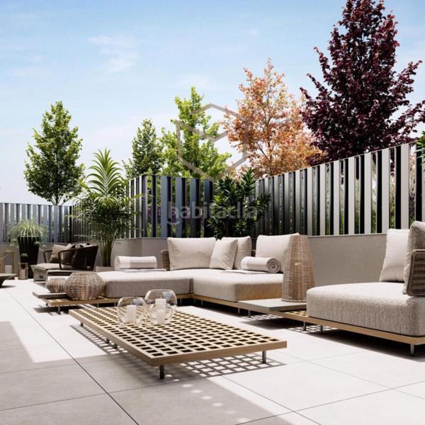 Foto 130bbbac-3304-4315-a723-db1f25ba567b. Rent penthouse with heating parking pool in Pinar del Rey Madrid