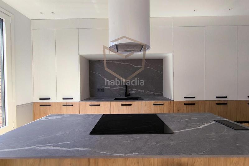 Foto 4742d9b8-a6cd-4e45-9025-fff3e6facd3f. Piso en Trafalgar Madrid