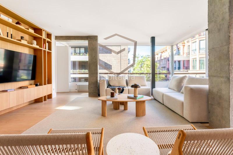 Foto 041b163d-5c2f-4a46-b7bc-209be7f7150f. Appartamento con parcheggio in Castellana Madrid