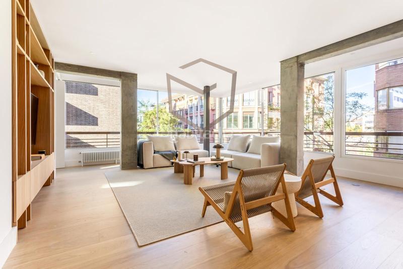 Foto 213a3bd3-3318-445f-be33-6d8bf1160dfe. Appartamento con parcheggio in Castellana Madrid