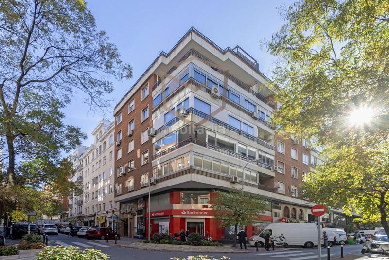 Foto d8686988-70bc-42cc-90d8-a4466f80e2be. Appartamento con parcheggio in Castellana Madrid