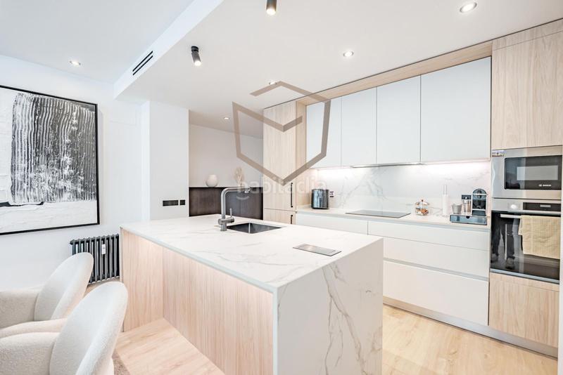 Foto 2bd5b6d7-7b19-4cc7-b2d9-6ad51ac22983. Etagenwohnung mit heizung in Cuatro Caminos - Azca Madrid